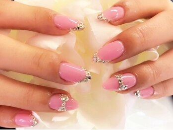 アイリッシュネイル 久屋大通店(Irish Nail)/ピンクのストーンリボンネイル