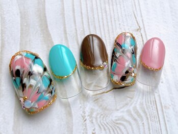 アミネイルズ(AmiNails)/ピーコックネイル♪