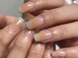 チークブルーライン