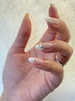 サロン スミレ(salon sumire)の写真/【ネイルサロン未経験の方も多数来店】「こんな爪でも行っていいのかな？」と不安な方も一度ご相談ください