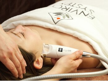 エルクレスト 大分店の写真/《エンダモリフト導入店♪》まずはほうれい線から解決！年齢に負けない、たるみのない自信の持てる素顔へ＊