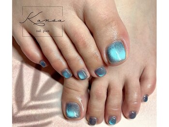 カノアネイルプレイス(KANOA nail place)の写真/指先だけじゃもったいない！豊富なマグネットで実現する、うるつやフットネイル体験！