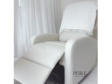 ペルル(Perle)の雰囲気（お客様の椅子はソファでリラックス◎）