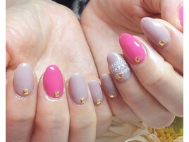 ポイントレースネイル☆