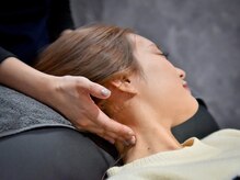 エミュ(Emyu)/【施術風景5】