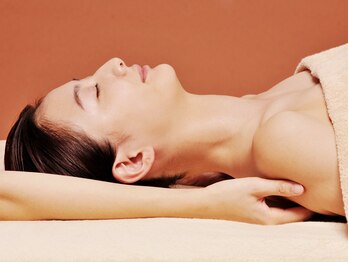 VS28スキンケアスタジオ バリイン 神戸(BALI IN)/【オプションケア1】肩甲骨ケア