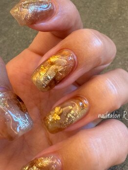 アール(R)の写真/毎月替わる20種類以上のアートデザインの中から、1本1本組み合わせも可能！あなただけのお手元に♪