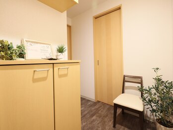 コトスパ(Koto SPA)/グリーンのあるお玄関でお出迎え