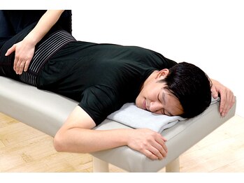 ライカム鍼灸整骨院/グーーっと気持ちよく伸びる