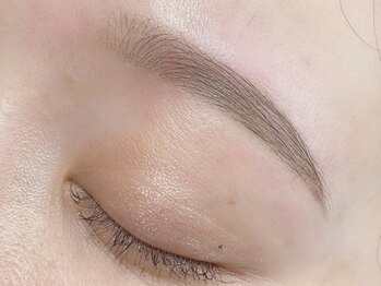 フィーノ(fino.)の写真/【垢抜け美眉へ】美眉スタイリングでお顔の印象は変わる♪骨格に合わせて最適な眉毛をご提案いたします◎