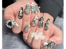 モモネイル(MOMO nail)/地雷系，つけ放題，ゴデゴデ