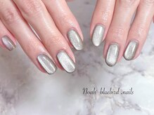 ノアブルーバードネイルズ(Noah' bluebird .nails)/大人カラーのマグネット