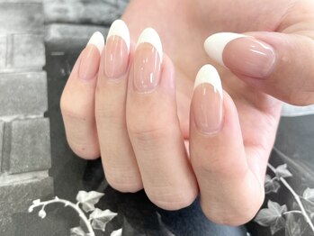 アミティー(amity)の写真/【初回オフ&Wケア付】さりげない仕草に艶めきを加えて、大人上品な美しい指先へ☆