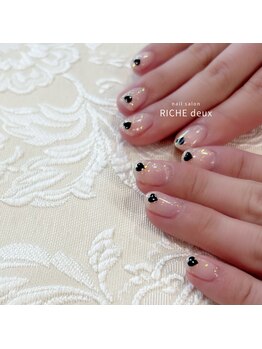 リッシュ ドゥ(RICHE deux)/爪先ハートホロネイル!