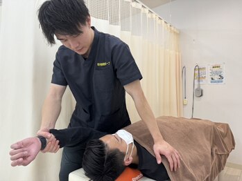 まつもと接骨院 行徳駅前の写真/《デスクワークやライフスタイルからくる肩こり解消》身体を支える土台を整え根本的な改善に導きます◎