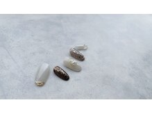エスキースネイル(esquisse nail)