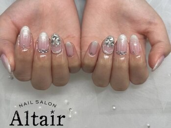 アルタイル(Altair)/韓国/ワンホンシースルーネイル