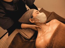 キャルティ(CALTY)/デコルテマッサージ