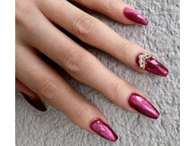 ネイルアンドアイラッシュスタジオ シュシュ(chouchou)/秋にぴったり大人レッド赤マグ