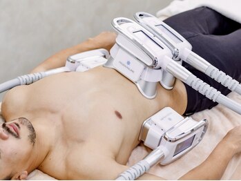 ウィボーテ(We Beaute)の写真/【痩身専門サロン】理想の体型で自信を手に入れたい!脂肪冷却、脂肪分解で気になる部分へ徹底アプローチ!