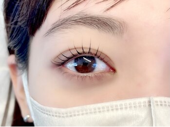 メイド(MADE)の写真/似合わせまつ毛パーマ（ふわもこアイシャンプー付き）《初回》¥6,800→¥6,000！毎日のメイク時間短縮にも☆