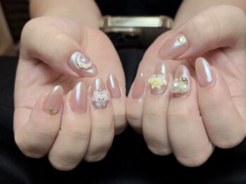 ピンクベースでホワイトオーロラ