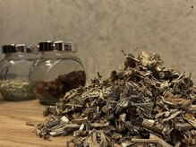 ヨモギー 富士宮店(YOMOGii)の雰囲気(【無農薬・3年熟成よもぎ】芯から整える、本質的な温活を)