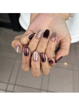 白べぇーっ 本店 湊町店/マグネットネイル