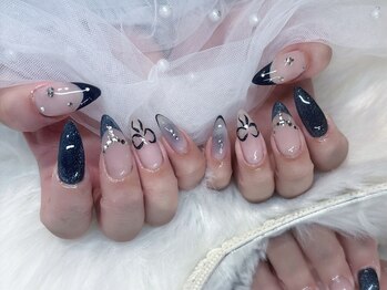 【yuchi】ネイビーネイル