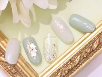 ネイルズアジュール 新潟亀田店(Nails Azur)の写真/【130色から選べる♪ワンカラーネイル¥3,960】高い技術と洗練されたデザインで初めての方も◎