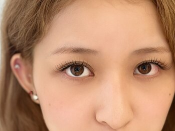 スア プレイス(SUA Place)の写真/【お顔に馴染むエクステの仕上げが得意です!】周りと差がつく垢抜け美人目元へ*エクステ初心者の方にも◎