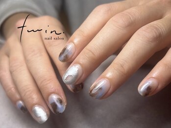 ツイン(twin.)/インクニュアンスネイル