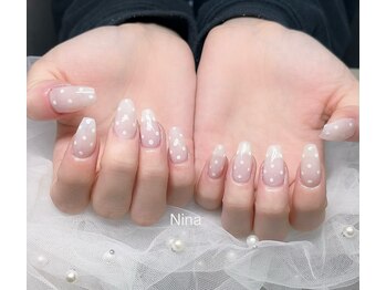 ニナ(Nina)/