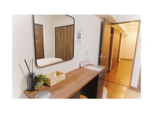 メゾンドキャトル 大宮店(Maison de quatre)の雰囲気(落ち着く個室で経験と知識の深いスタッフが、皆様をお迎えします)