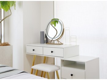 ポノ(Pono)/メイク直しできるドレッサー完備