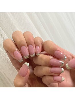 ロクサンサン(633)/フレンチネイル