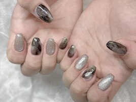 クリアブラックニュアンスネイル