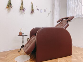 ヘアーアンドアイラッシュ ビス 下曽根店(Bis!)/店内