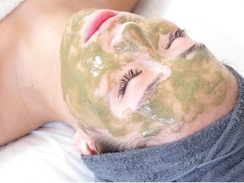 プティ 横浜店(Petit)/韓国製幹細胞ハーブピーリング