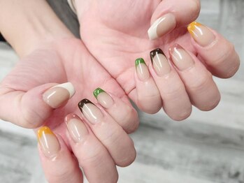 アイビー(Aivy)/秋色フレンチネイル