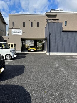 カームリマ(Calm Lima)/こちらの建物が目印です。