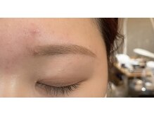 ダフネ(DAFNE)/ナチュラルアーチ眉