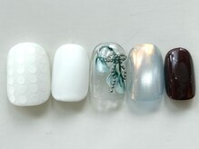 ネイルメゾン 天神店(NAIL MAISON)/お花白マグネットミラー¥8000
