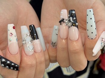 クロネイルズ 岐阜(96nails.)の写真/ロングネイルでも浮かない、剥がれない★丁寧な下処理とチップ長さだしで、健康的に理想の美フォルムへ♪