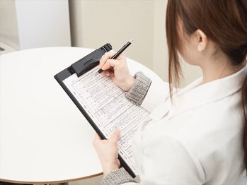 サロン ド ムニの写真/初めてのあなたのお悩みに親身に寄り添うスタッフが、お一人お一人に合わせて整えるサロン◎