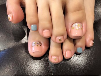 プラハネイル(+HER 美甲)/星ネイル