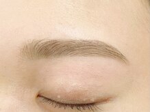 プラスアイ 銀座中央通り店/ナチュラル眉　担当：菅