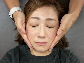 スリービープロジェクト(3B Project)の写真/美顔ケア整体で小顔に◎首肩からしっかりほぐしお顔を引き上げ!筋肉やリンパに働きかけむくみ・たるみ改善!