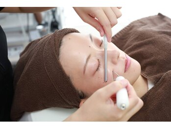 顔専門エステ 印西店/中周波機器使用