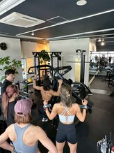 クレアシア フィットネス ジム(CREAXIA FITNESS GYM)/